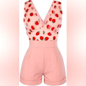 Strawberry 🍓 Pin up style romper